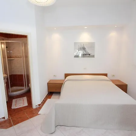 Apartament Buric *