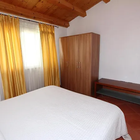 Buric Apartament